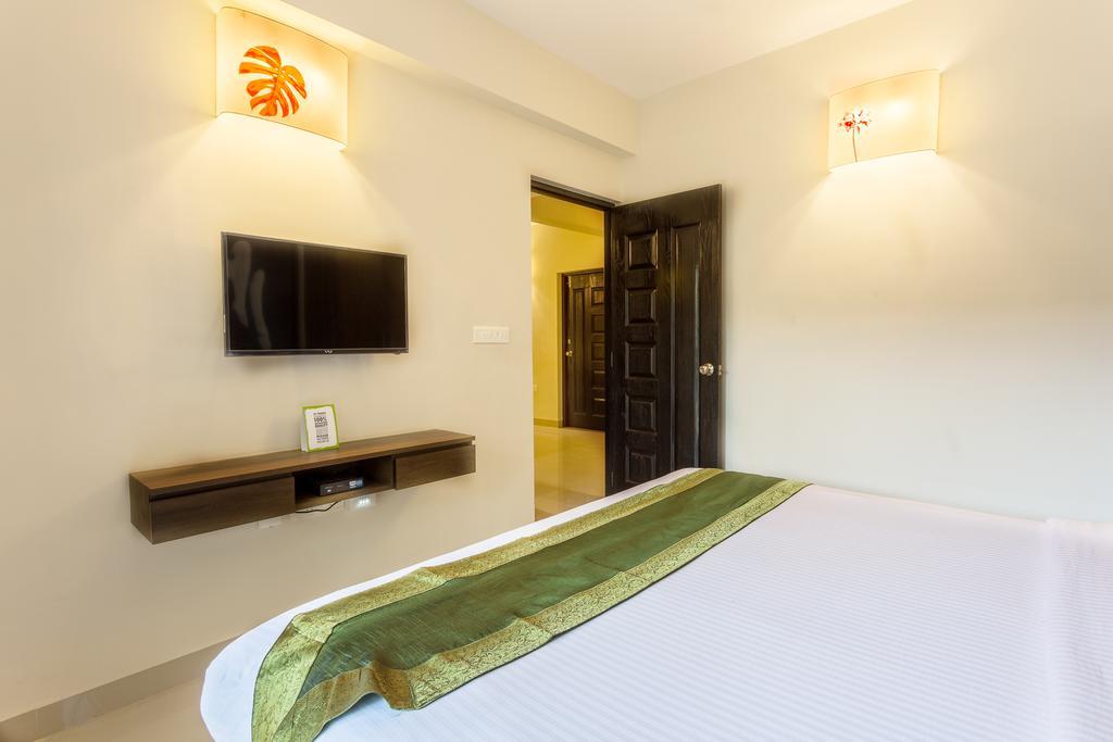 Treebo Trend Zeebo Suites Arpora Exterior foto